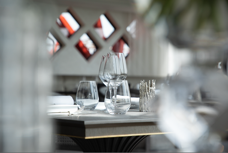 restaurant_le_jules_verne_decor