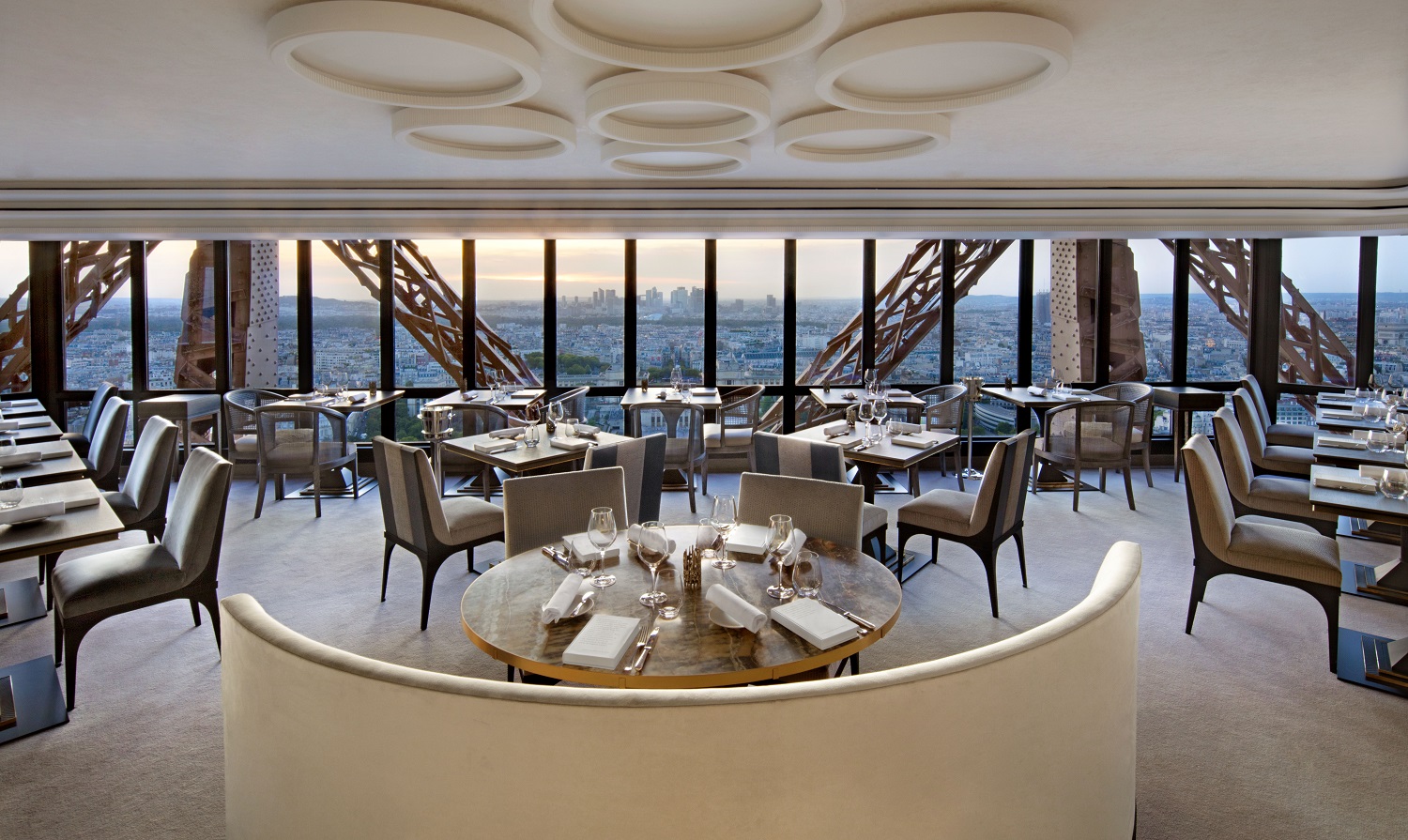restaurant_le_jules_verne