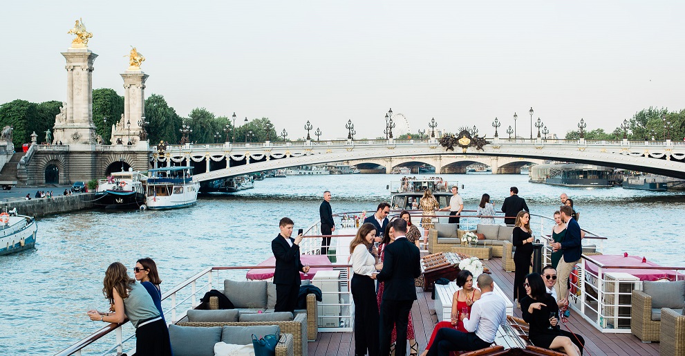 cocktail-yacht-de-paris