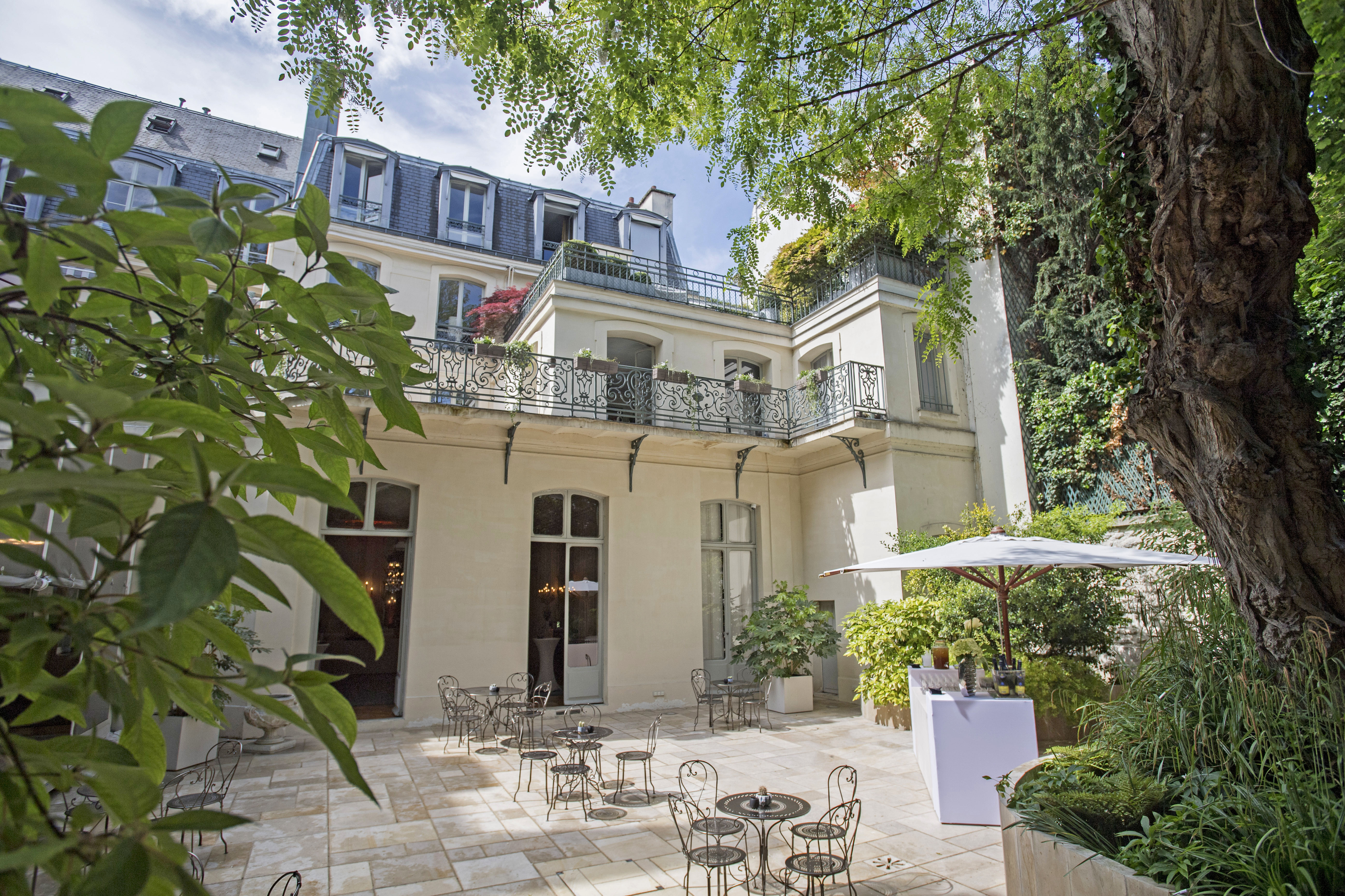 Terrasse et jardin de l'Hôtel de Poulpry, Maison des Polytechniciens
