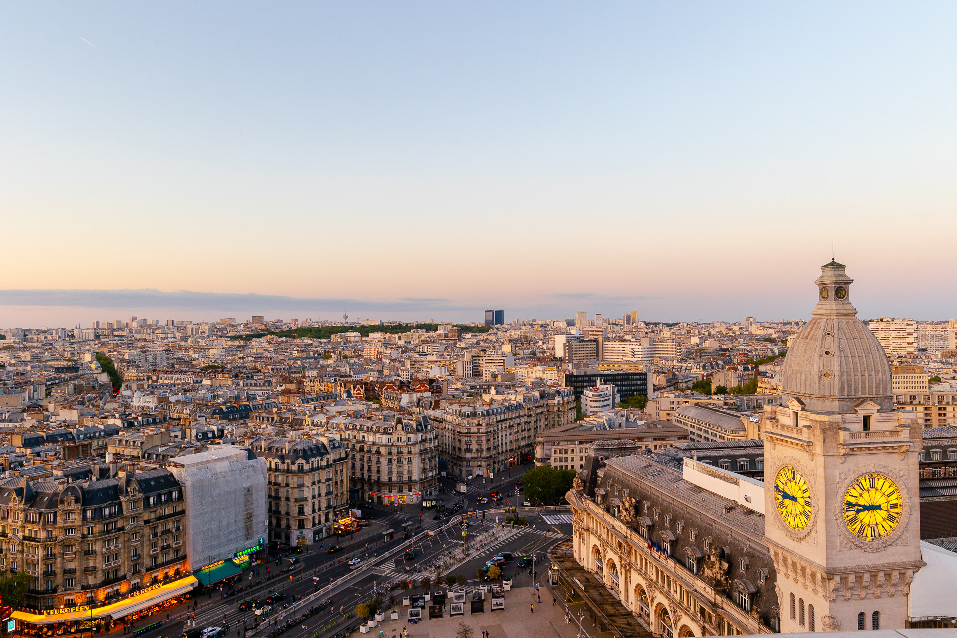 Vue aérienne de Paris depuis le LAHO Business Center